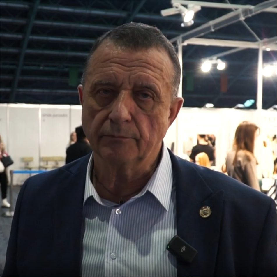 Константин Войтеховский